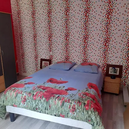 Guest house D'hotes Dans Un Ecrin De Verdure *